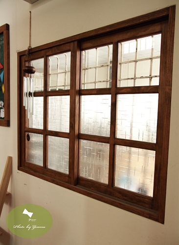 幸福優木-木作設計館-窗戶框貼玻璃
