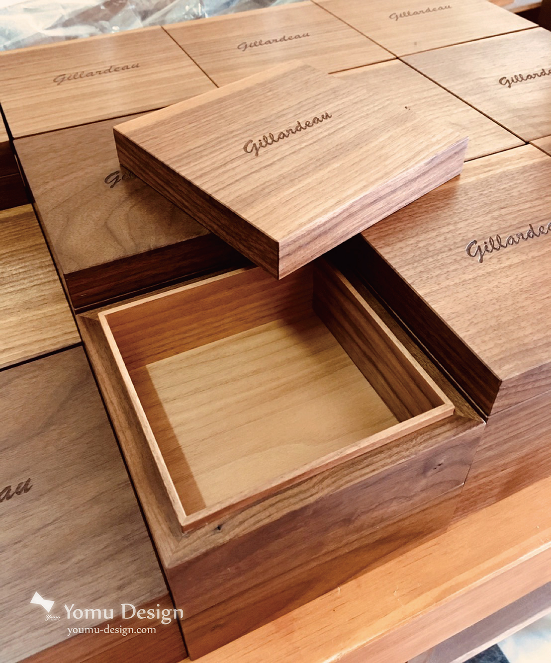 幸福優木-木作設計館-Yomu Design-胡桃木木盒-木盒禮盒-木盒訂製-台南新化客製訂製-木工教學-木盒子-鐳雕刻字-客製化-小量-天地蓋盒