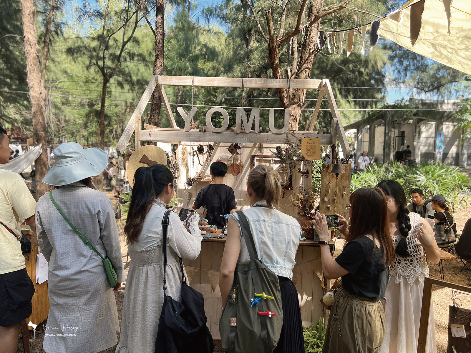 幸福優木-木作設計館-Yomu Design-優木-優木設計-灰熊綠展-10週年-寧靜海-台南木作-木作體驗-親子DIY-外出教學-質感木工-美感教育-魟魚-鯨魚-海洋系-花園鰻-苗栗通霄-通霄海水浴場-七田皿-小皿-木工教學-木作訂製-木偶-木雕-兒童木作--創作者