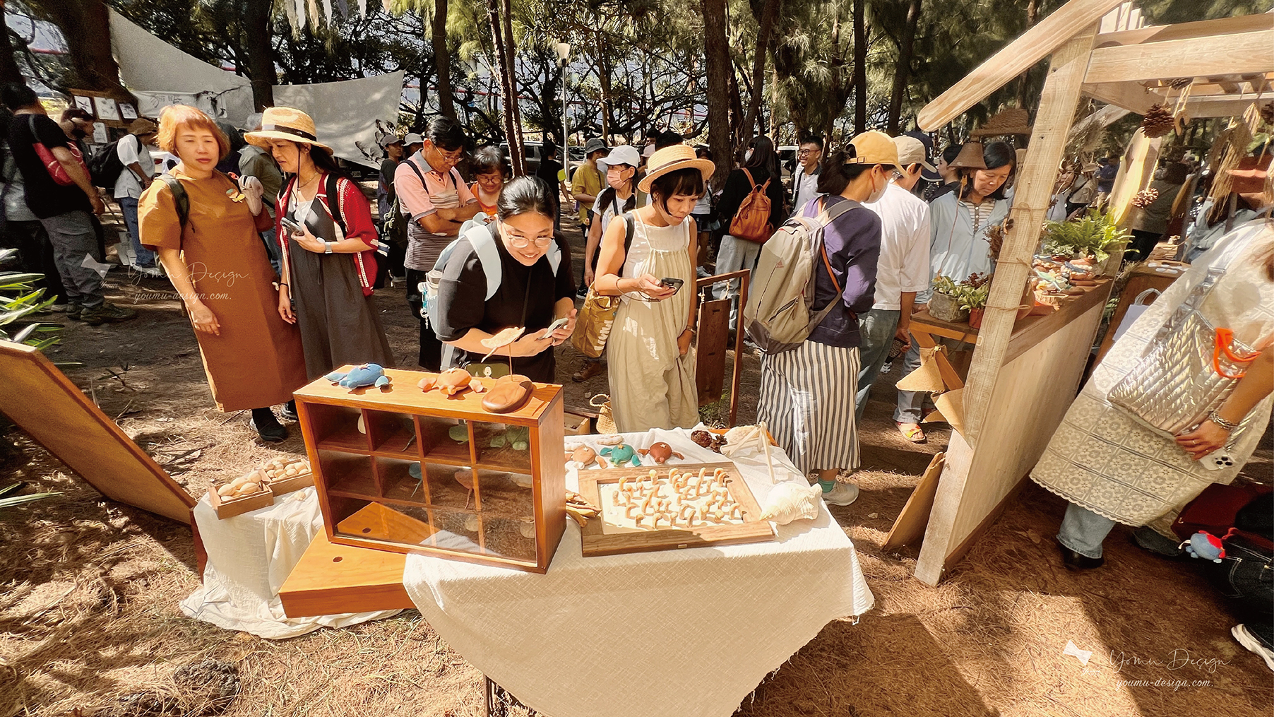 幸福優木-木作設計館-Yomu Design-優木-優木設計-灰熊綠展-10週年-寧靜海-台南木作-木作體驗-親子DIY-外出教學-質感木工-美感教育-魟魚-鯨魚-海洋系-花園鰻-苗栗通霄-通霄海水浴場-七田皿-小皿-木工教學-木作訂製-木偶-木雕-兒童木作--創作者