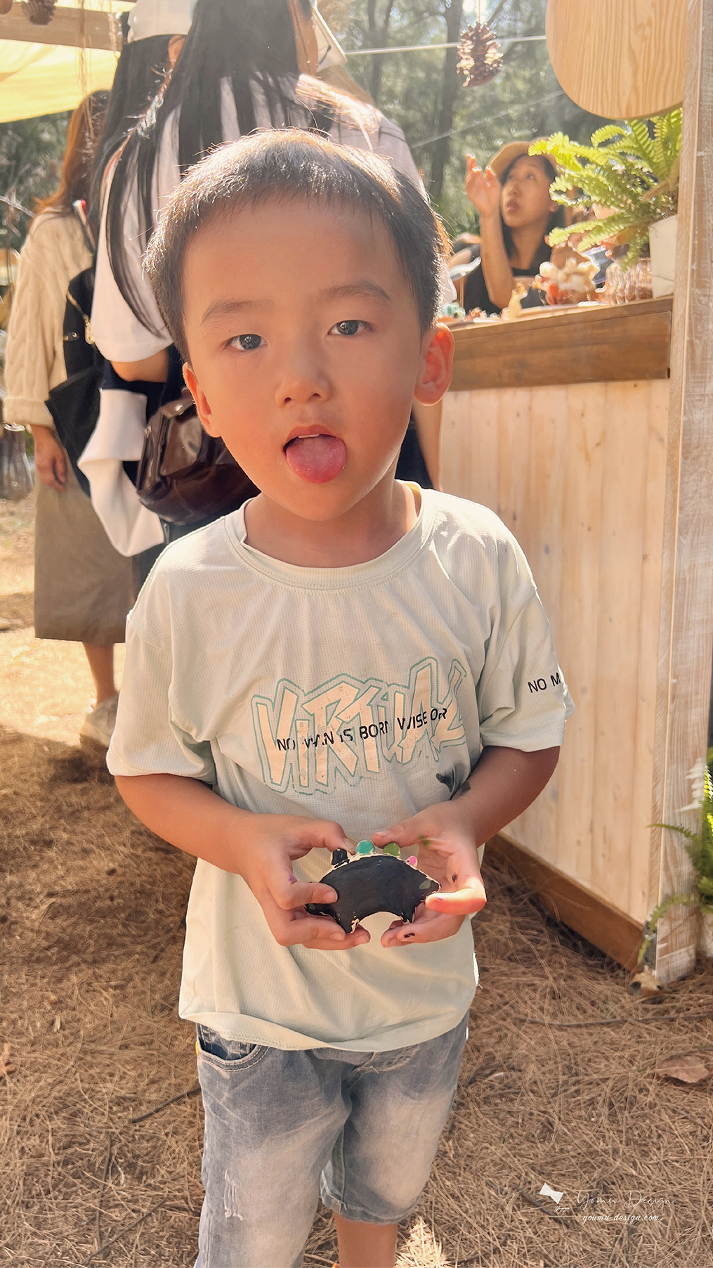 幸福優木-木作設計館-Yomu Design-優木-優木設計-灰熊綠展-10週年-寧靜海-台南木作-木作體驗-親子DIY-外出教學-質感木工-美感教育-魟魚-鯨魚-海洋系-花園鰻-苗栗通霄-通霄海水浴場-七田皿-小皿-木工教學-木作訂製-木偶-木雕-兒童木作--創作者