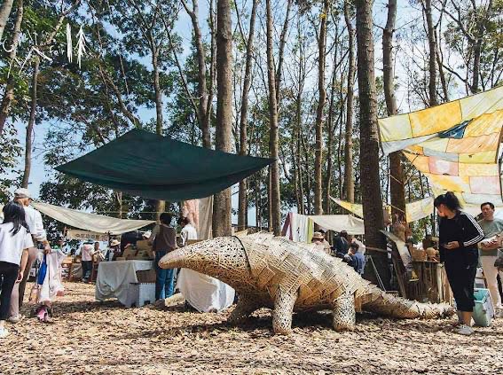 幸福優木-木作設計館-Yomu Design-優木-優木設計-灰熊綠展-10週年-寧靜海-台南木作-木作體驗-親子DIY-外出教學-質感木工-美感教育-魟魚-鯨魚-海洋系-花園鰻-苗栗通霄-通霄海水浴場-七田皿-小皿-木工教學-木作訂製-木偶-木雕-兒童木作--創作者-台南左鎮-化石森林-線香座-木質線香座-