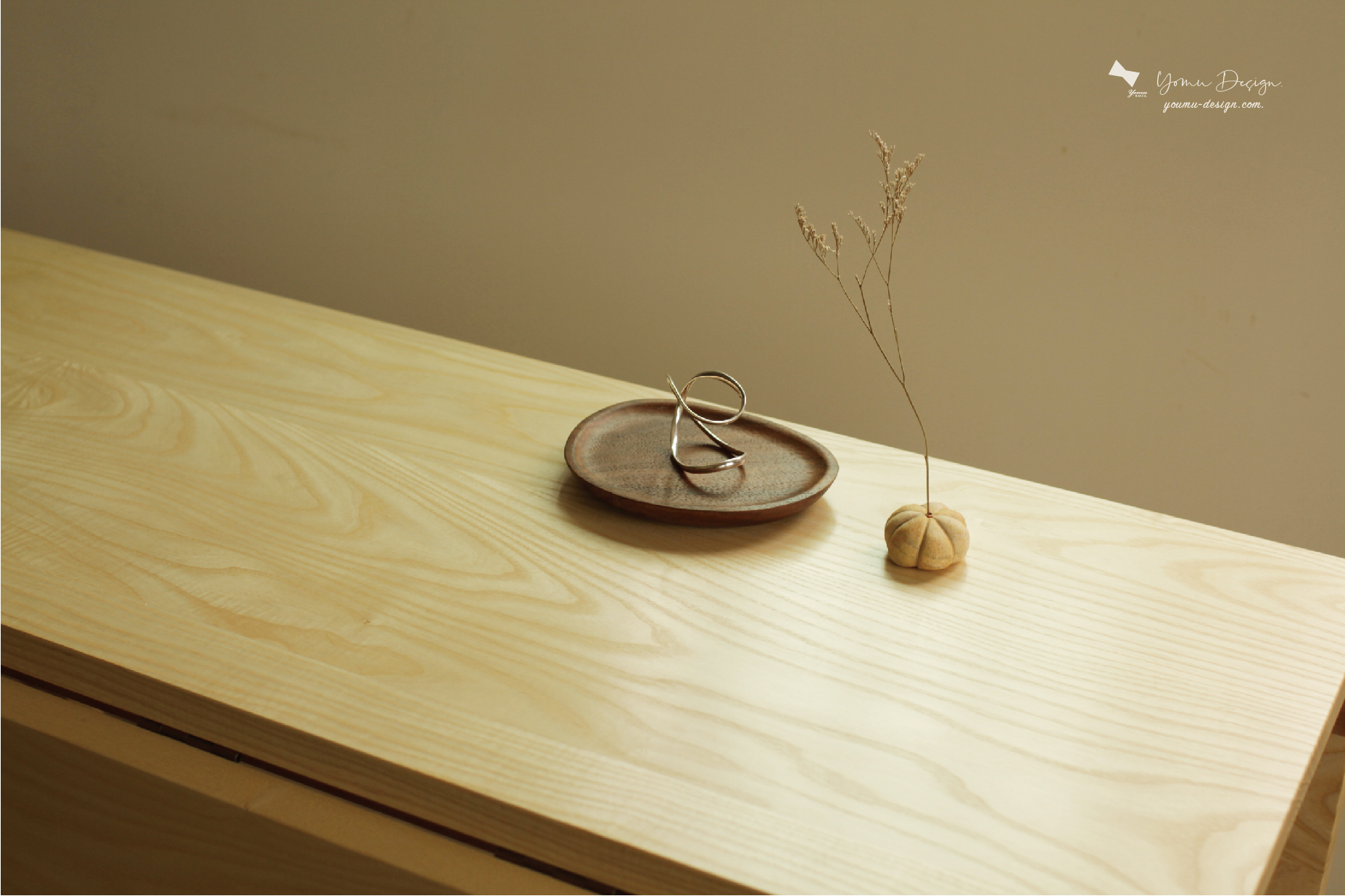 幸福優木-木作設計館-優木設計-Yomu Design-優木-傢俱-原木傢俱-木桌-餐桌-書桌-摺疊桌-折疊桌-原木桌-客製訂製-台南木作-日式-木作教學-木作體驗-兒童木作-木工-小空間-小資族-北美梣木-ash-白蠟木-小恐龍-黃仁旭-租屋族-質感