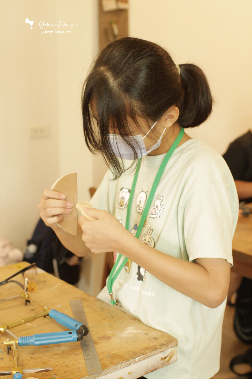幸福優木-木作設計館-青力屋合作案-木柄湯匙體驗課程-木作課程-職人講座-合作邀約-外出教學-台南木作-台南新化-木作教學-手作體驗-手作課程-DIY-木工DIY-親子手作-親子體驗-台南旅遊景點-台南木作教室-客製訂製