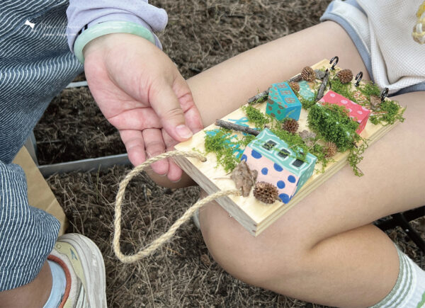 幸福優木-木作設計館-Yomu Design-優木-優木設計-灰熊綠展-10週年-寧靜海-台南木作-木作體驗-親子DIY-外出教學-質感木工-美感教育-魟魚-鯨魚-海洋系-花園鰻-苗栗通霄-通霄海水浴場-七田皿-小皿-木工教學-木作訂製-木偶-木雕-兒童木作--創作者