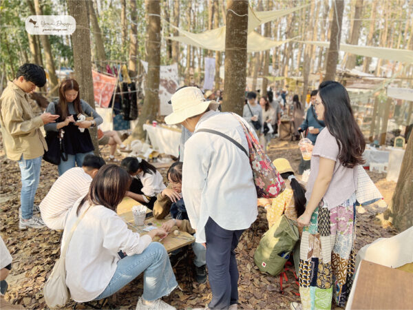 幸福優木-木作設計館-Yomu Design-優木-優木設計-灰熊綠展-10週年-寧靜海-台南木作-木作體驗-親子DIY-外出教學-質感木工-美感教育-魟魚-鯨魚-海洋系-花園鰻-苗栗通霄-通霄海水浴場-七田皿-小皿-木工教學-木作訂製-木偶-木雕-兒童木作--創作者-台南左鎮-化石森林-線香座-木質線香座-