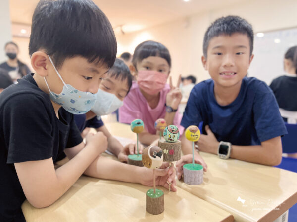 幸福優木-木作設計館-Yomu Design-優木設計-優木老師-優木-台南木工-台南木作-台南手作-手作DIY-手作體驗-體驗課程-合作邀約-外出教學-夏令營活動-暑期活動-寒假活動-兒童木作-藝術創作-客製訂製-木工訂製-小鳥彩繪-木柄湯匙-木頭鑰匙圈-木作教學-台南旅遊-台南新化-旅遊景點-